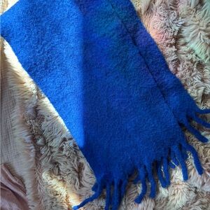 Banana republic Blue Fuzzy Scarf